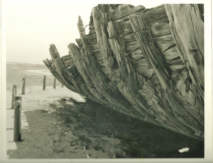 Nags Head Shipwreck 001